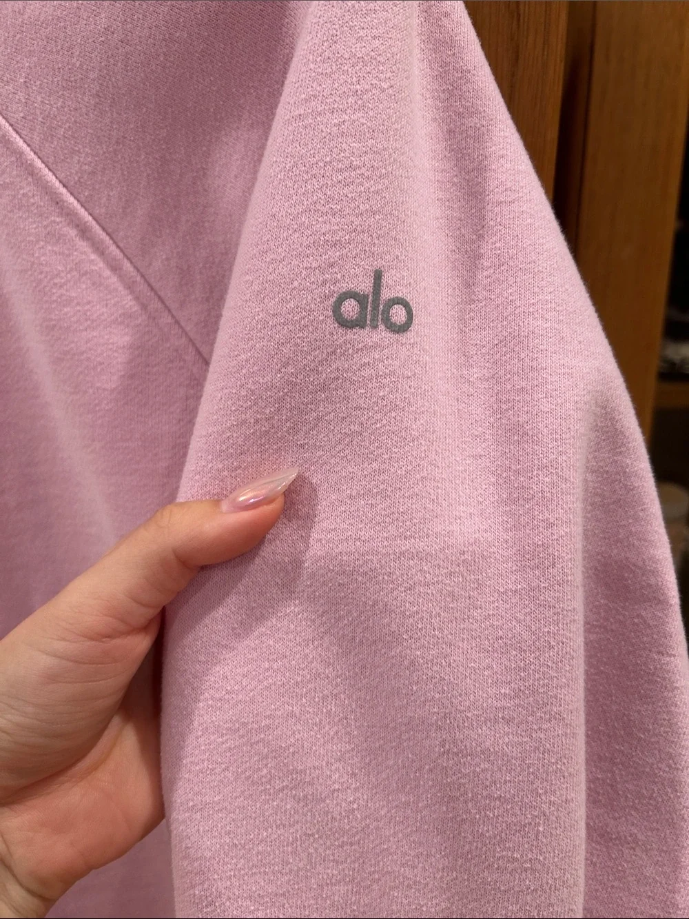 Women's Alo Crewneck Pullover Sweatshirt - Light Pink